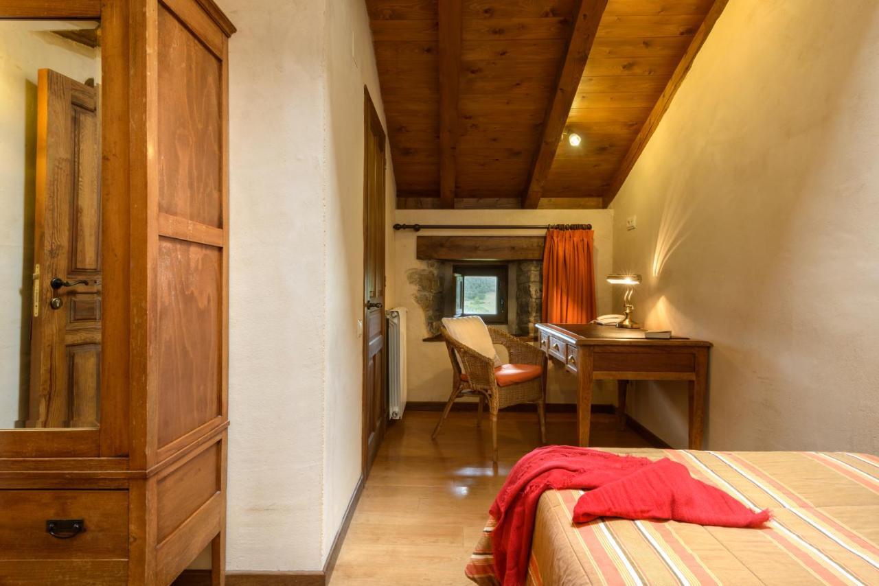 Hotel Akerreta Buitenkant foto