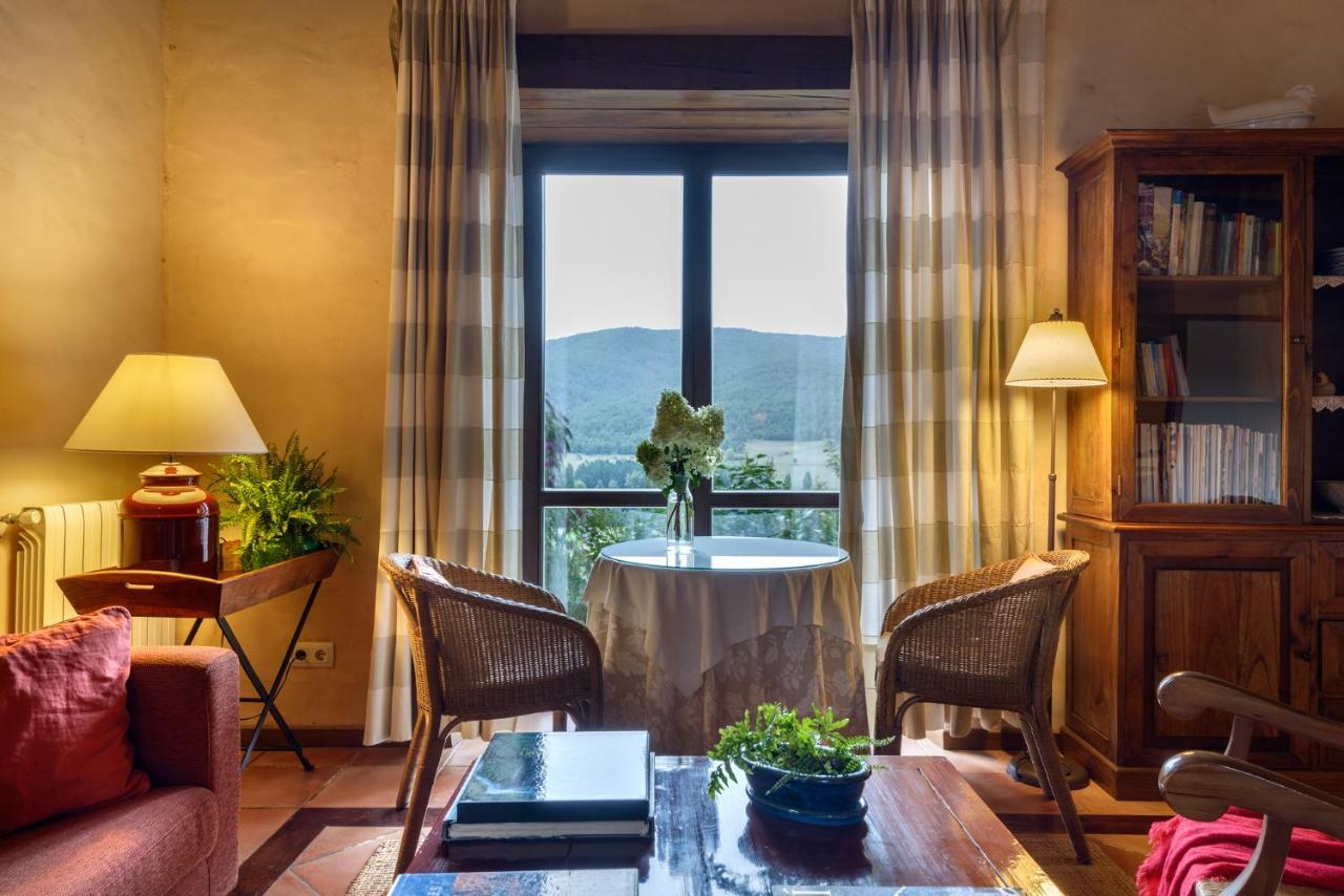 Hotel Akerreta Buitenkant foto