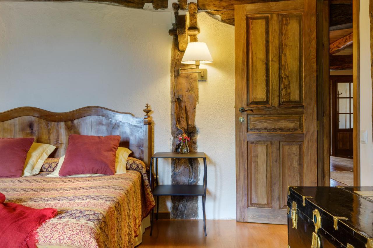 Hotel Akerreta Buitenkant foto