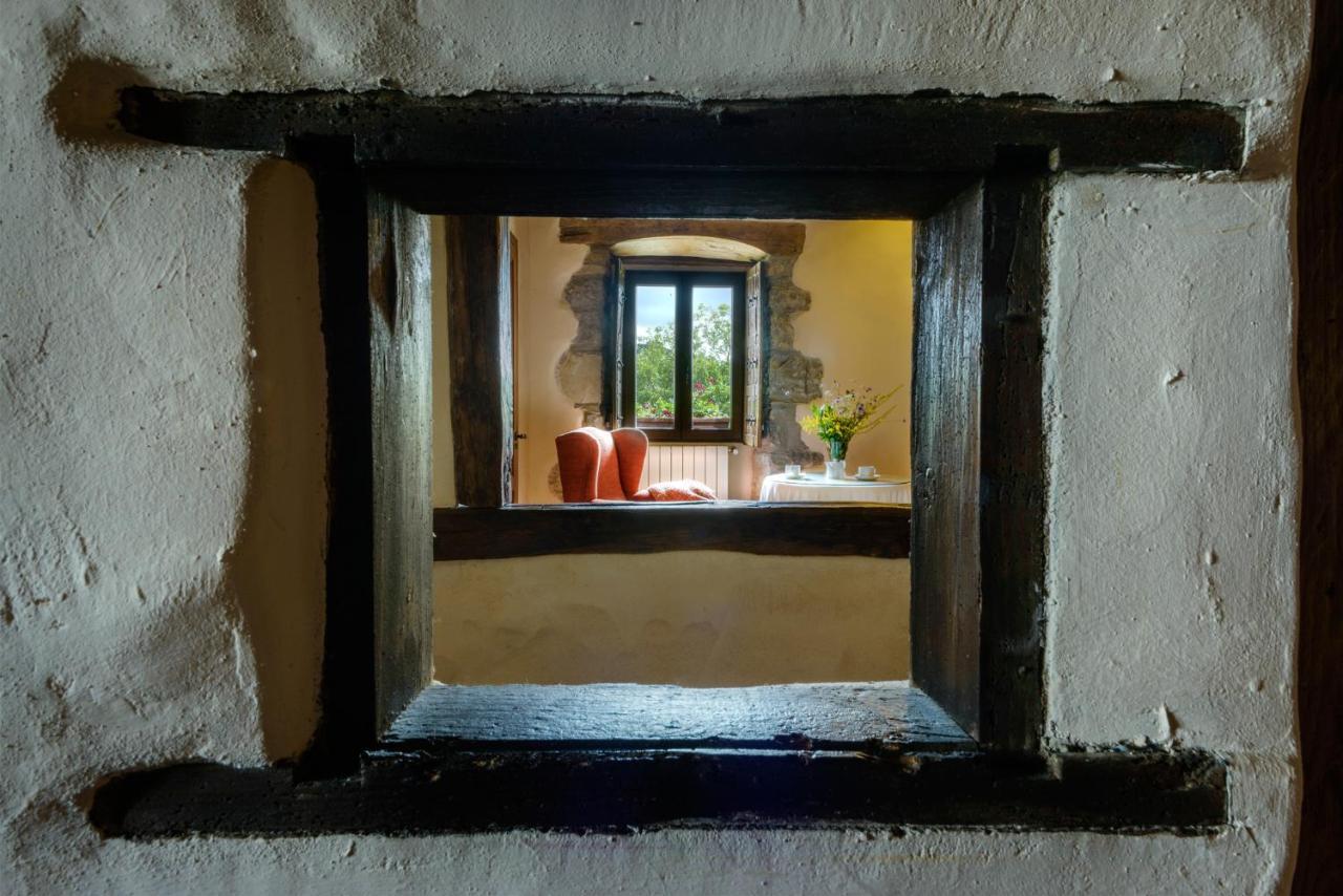 Hotel Akerreta Buitenkant foto