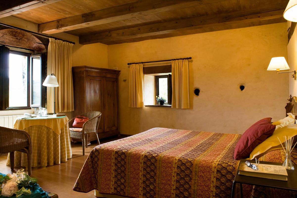 Hotel Akerreta Buitenkant foto